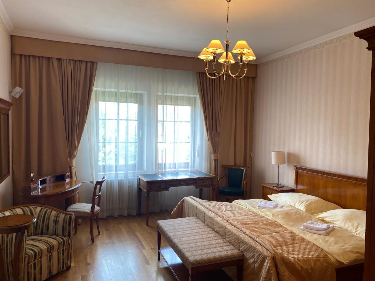 Sebivi Apartments Baroko & Family Poprad Extérieur photo